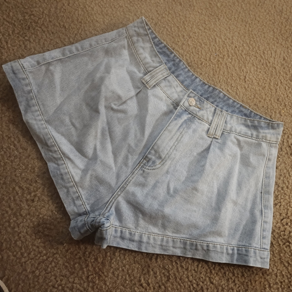 SIZE L Jean Shorts